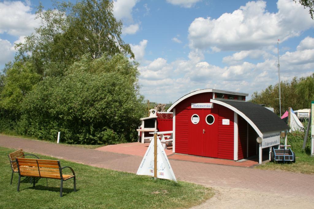 Ferienzentrum Yachthafen Rechlin Luaran gambar